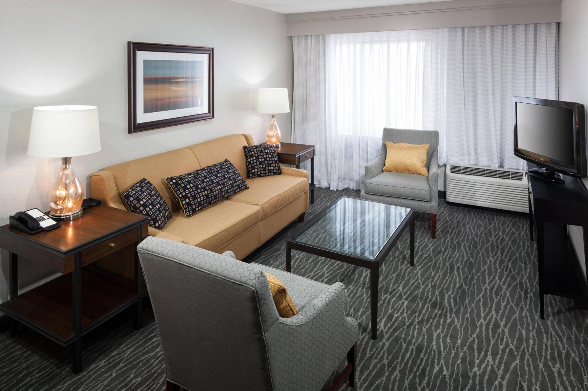 Courtyard By Marriott Waco Hotel Exterior foto